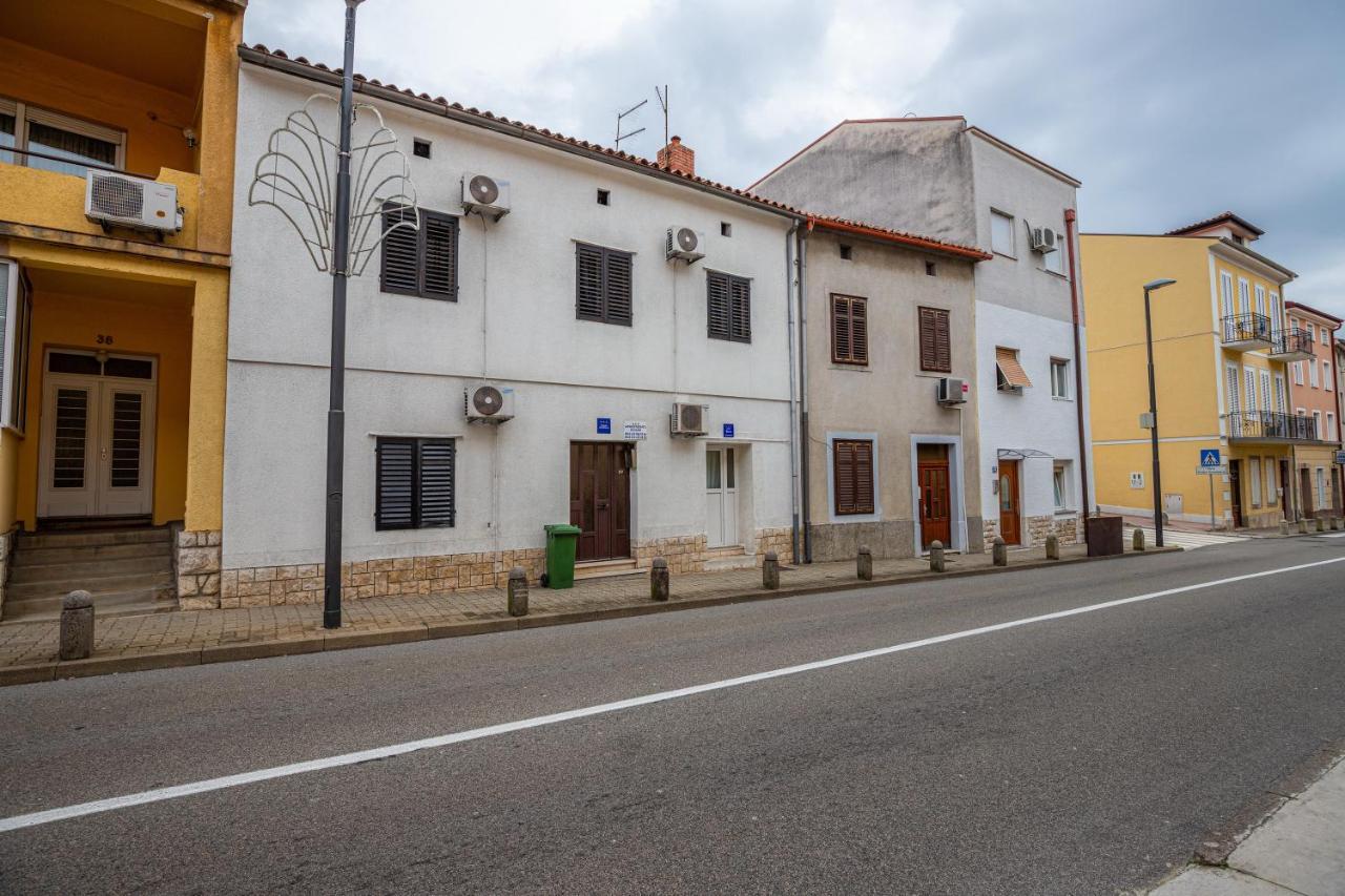 Apartmani Gabrijela Crikvenica Exterior photo
